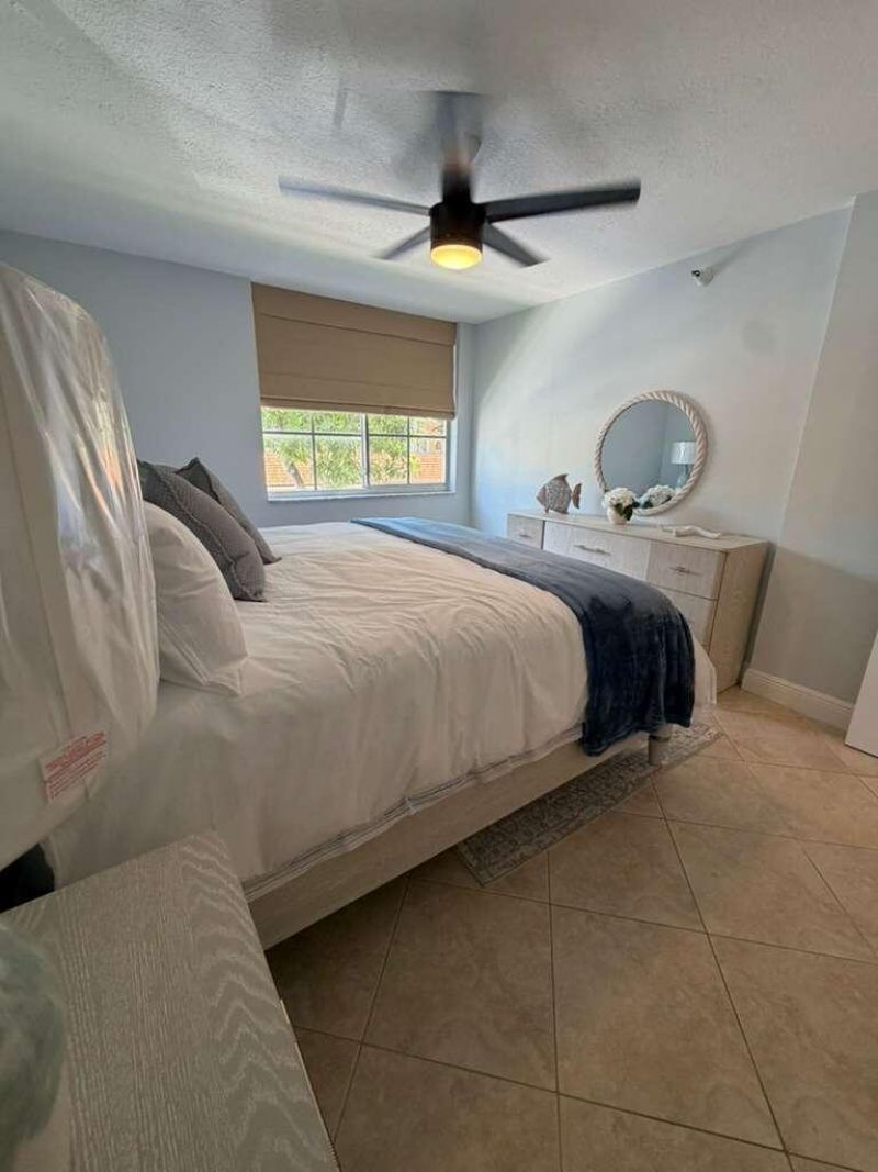 123 Yacht Club Way, Unit 207, Hypoluxo, FL 33462 Photo