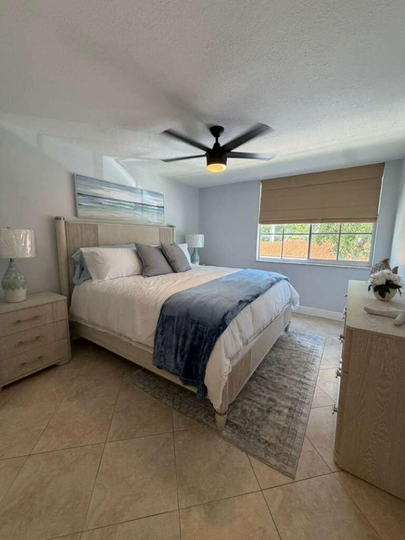 123 Yacht Club Way, Unit 207, Hypoluxo, FL 33462 Photo
