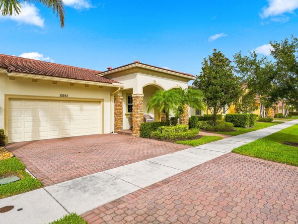10263 SW Reggiani Road, Port St. Lucie, FL 34986