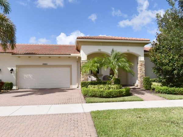 10263 SW Reggiani Road, Port St. Lucie, FL 34986