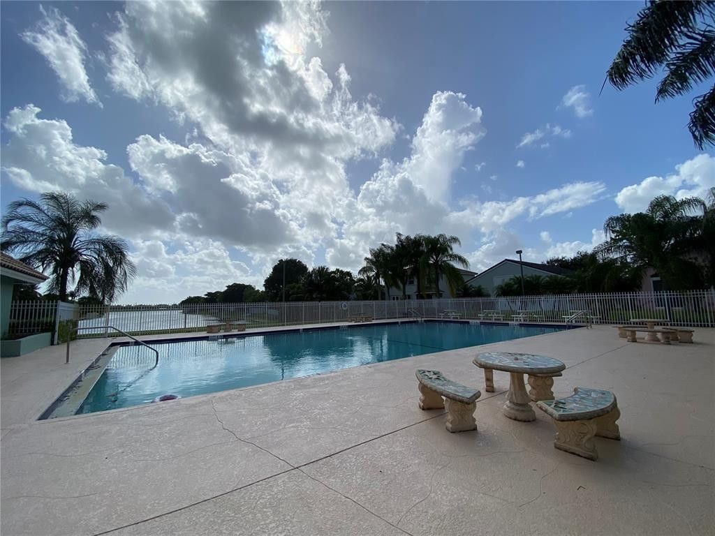 16404 NW 19th Street, Pembroke Pines, FL 33028 Photo