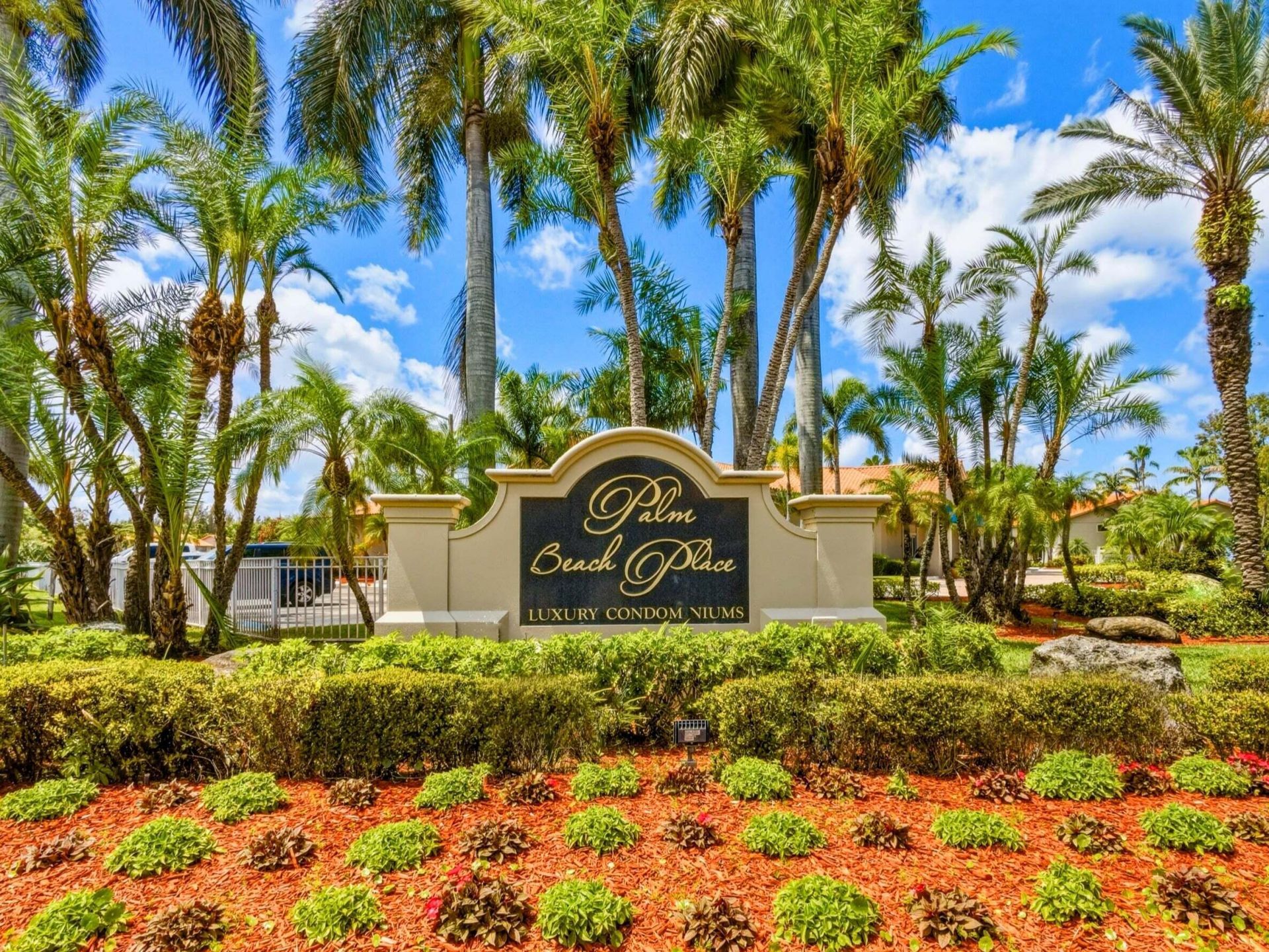 1601 Balfour Point Drive, Unit H, West Palm Beach, FL 33411 Photo