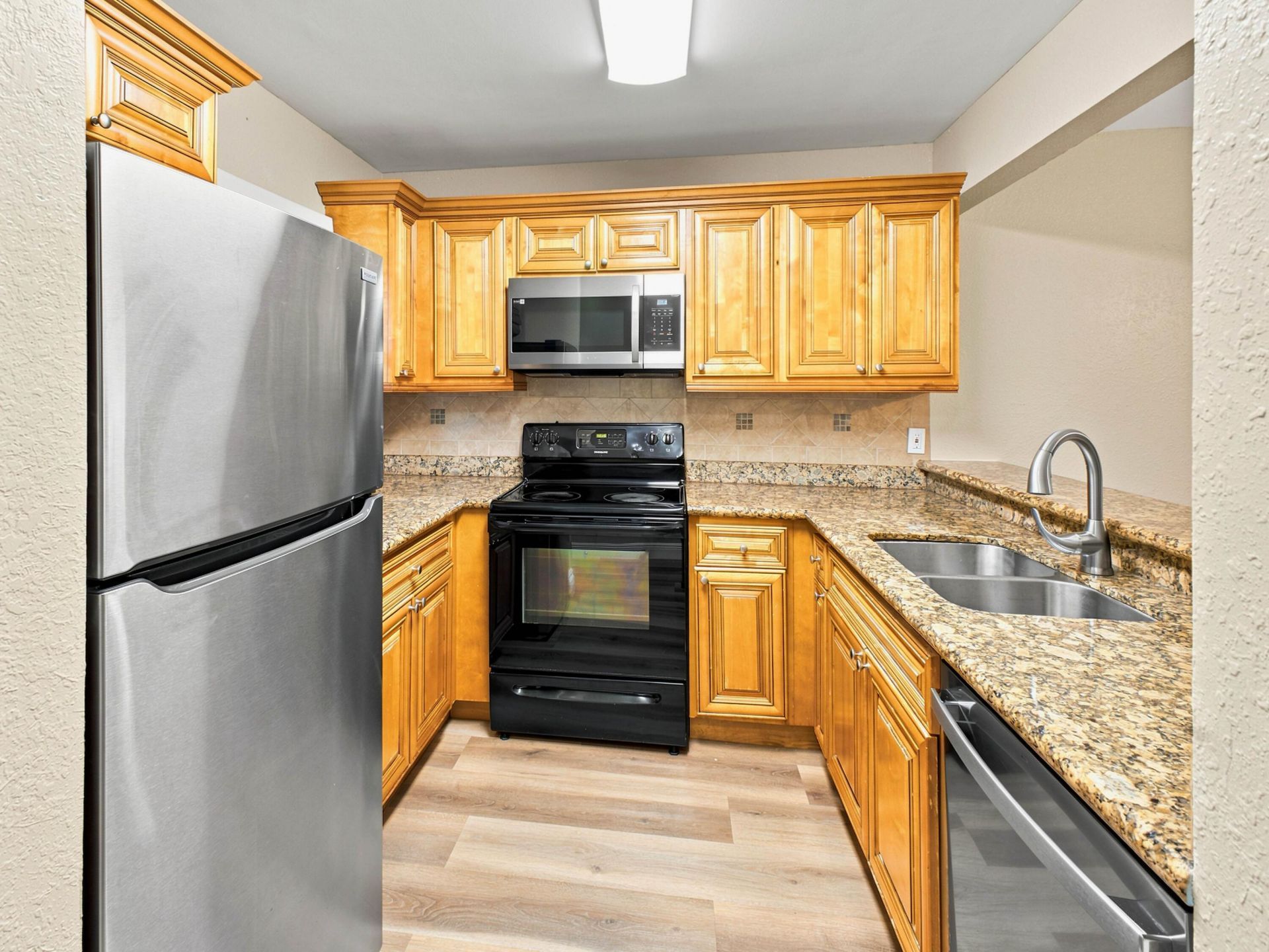 1601 Balfour Point Drive, Unit H, West Palm Beach, FL 33411 Photo