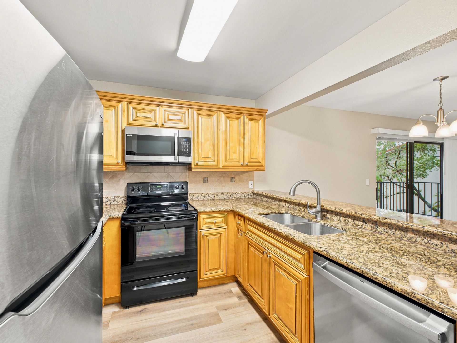 1601 Balfour Point Drive, Unit H, West Palm Beach, FL 33411 Photo