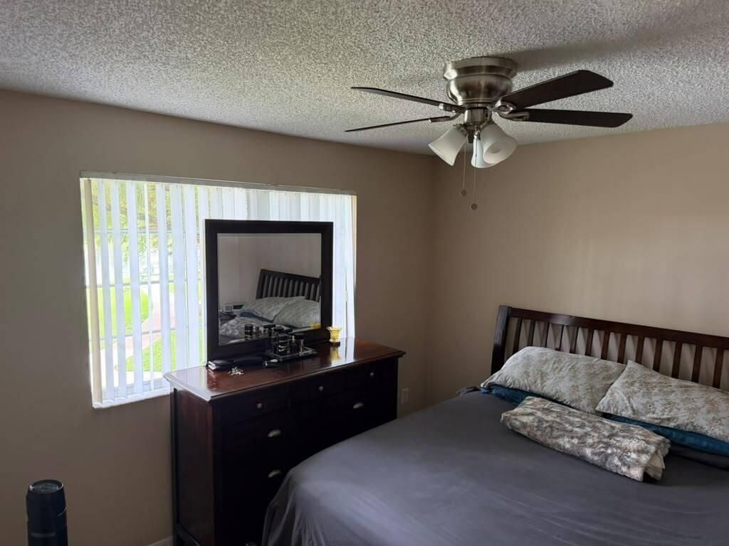 4163 N Haverhill Road, Unit 1205, West Palm Beach, FL 33417 Photo