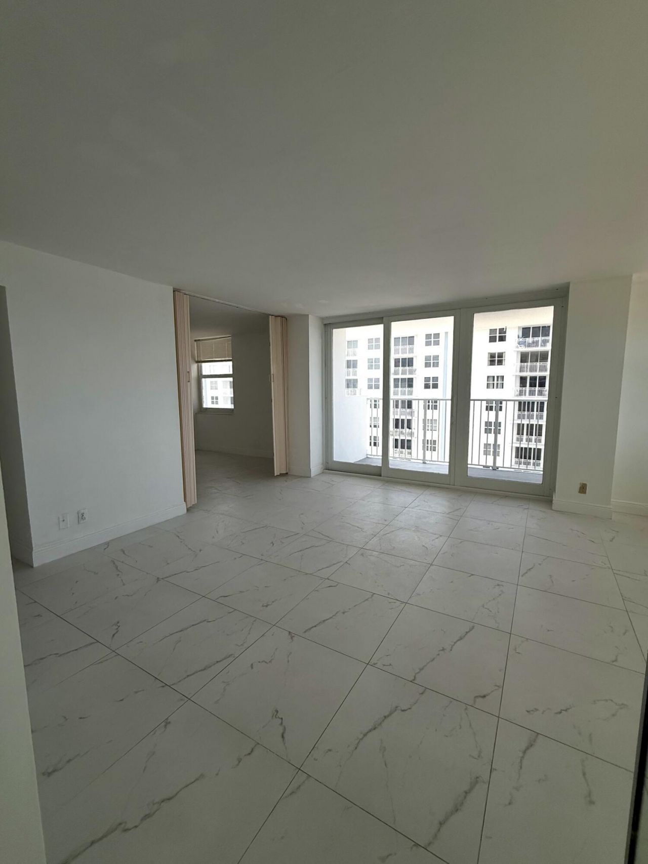 111 Briny Avenue, Unit 2701, Pompano Beach, FL 33062 Photo