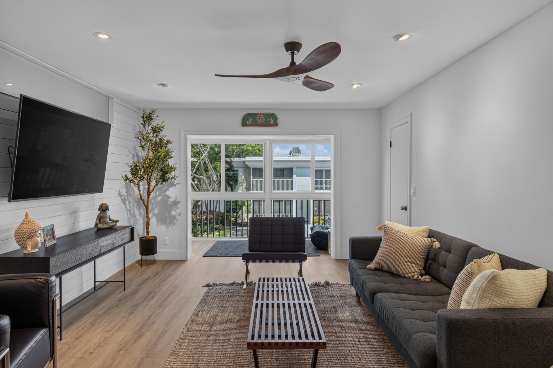 6515 Bay Club Drive, Unit 4, Fort Lauderdale, FL 33308 Photo