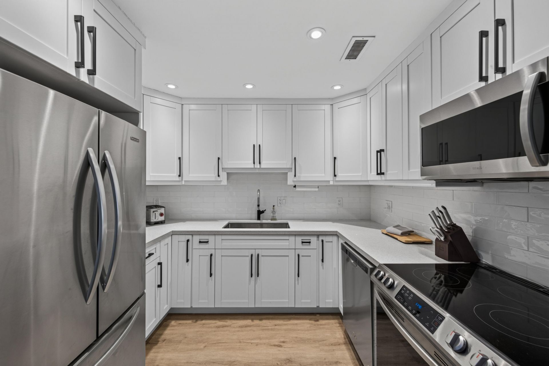 6515 Bay Club Drive, Unit 4, Fort Lauderdale, FL 33308 Photo
