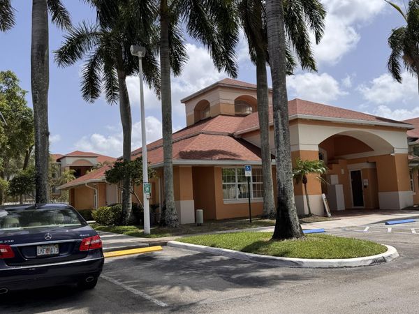 6936 SW 39th Street, Unit D203, Davie, FL 33314