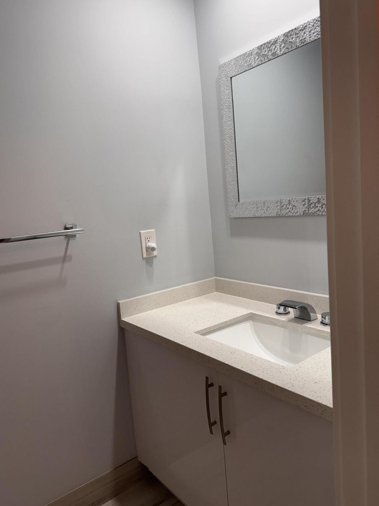 6936 SW 39th Street, Unit D203, Davie, FL 33314 Photo