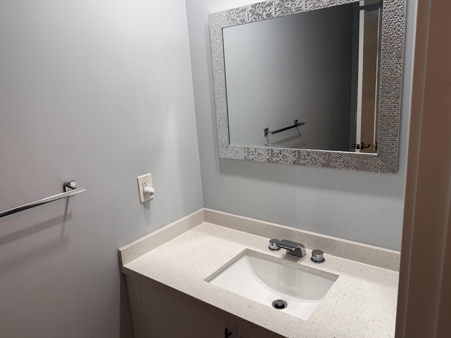 6936 SW 39th Street, Unit D203, Davie, FL 33314 Photo