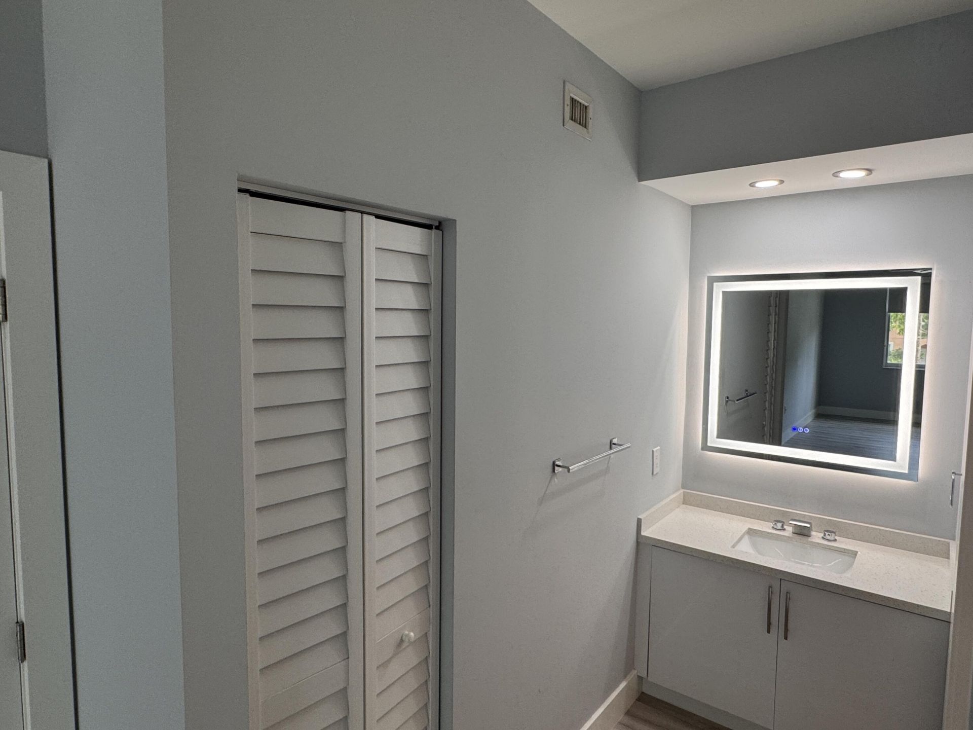 6936 SW 39th Street, Unit D203, Davie, FL 33314 Photo