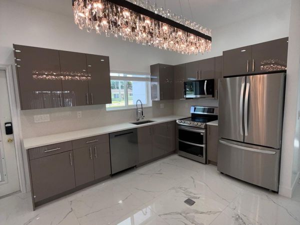 6319 Southgate Boulevard, Margate, FL 33068