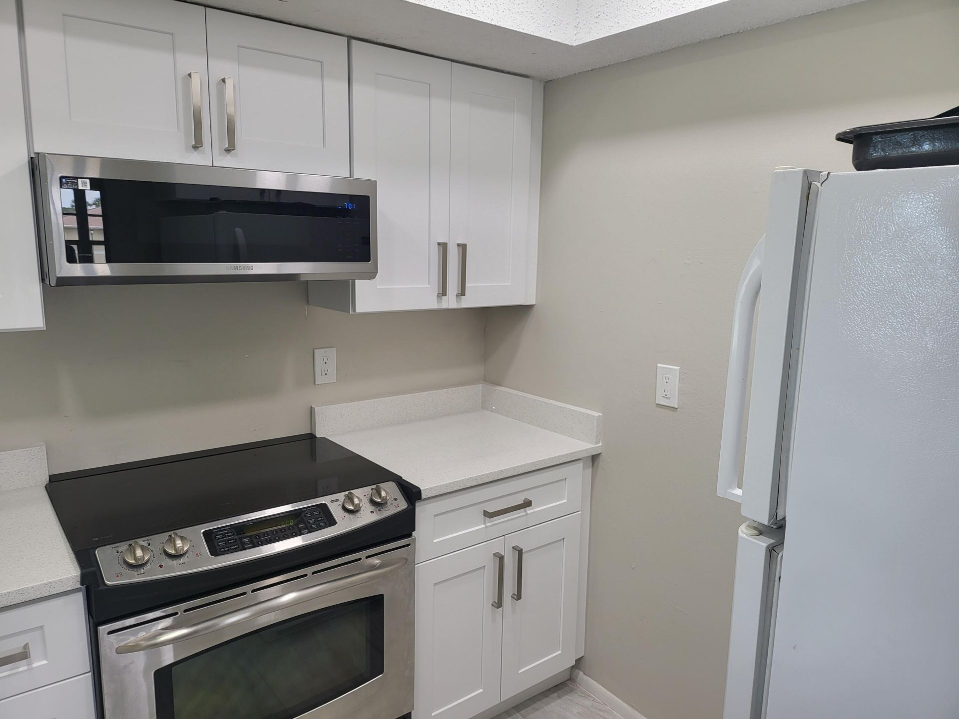 1562 SE Royal Green Circle, Unit 201, Port Saint Lucie, FL 34952 Photo