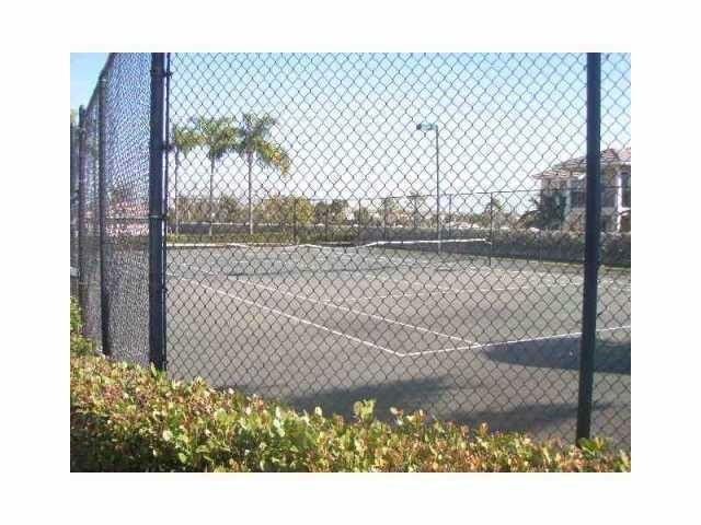 5011 Wiles Road, Unit 208, Coconut Creek, FL 33073 Photo