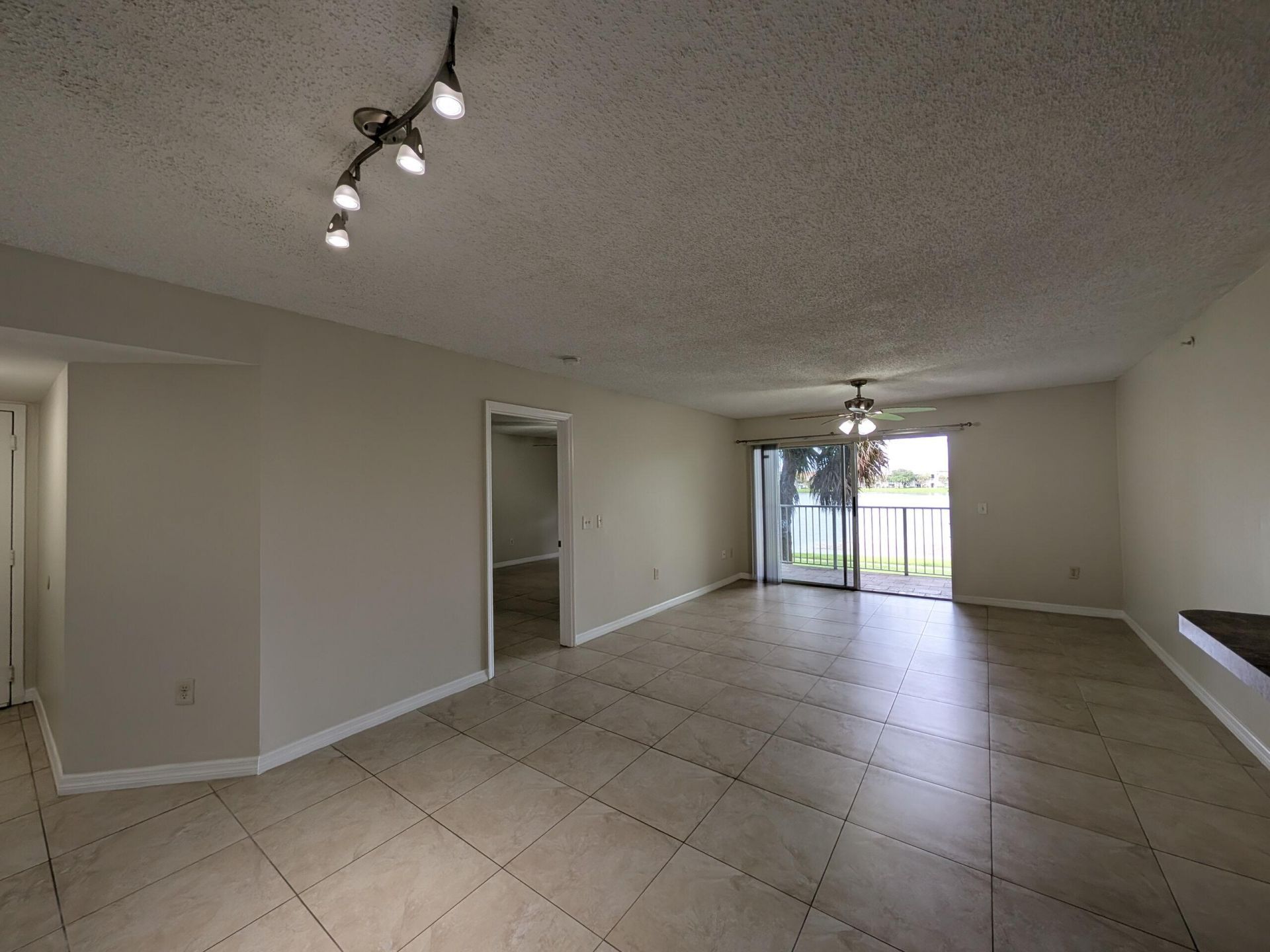 5011 Wiles Road, Unit 208, Coconut Creek, FL 33073 Photo