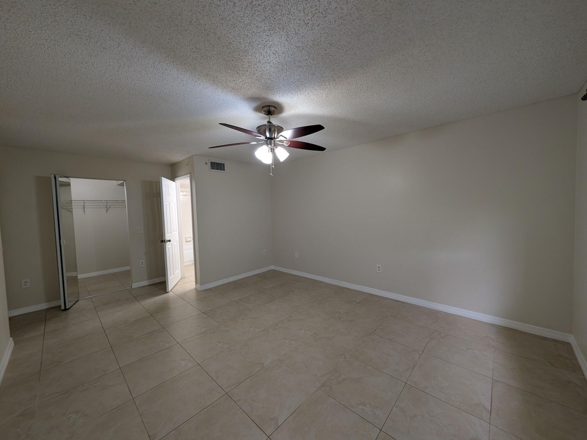 5011 Wiles Road, Unit 208, Coconut Creek, FL 33073 Photo