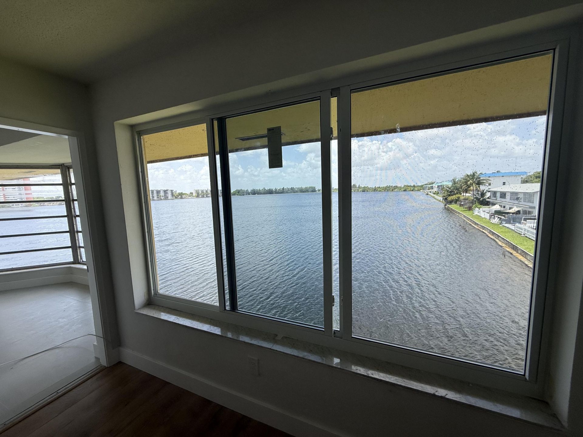 1300 NE 191st Street, Unit A305, Miami, FL 33179 Photo