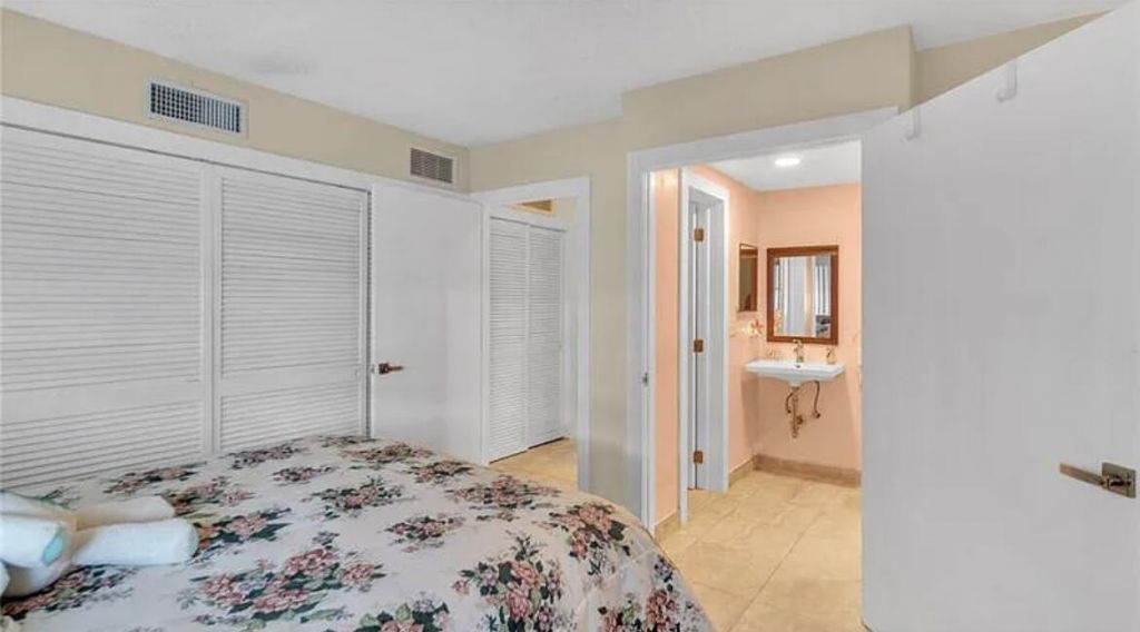 5200 NE 24th Terrace, Unit 107-c, Fort Lauderdale, FL 33308 Photo