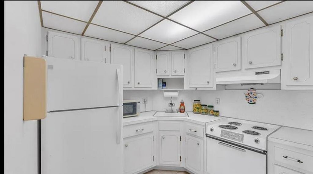 5200 NE 24th Terrace, Unit 107-c, Fort Lauderdale, FL 33308 Photo