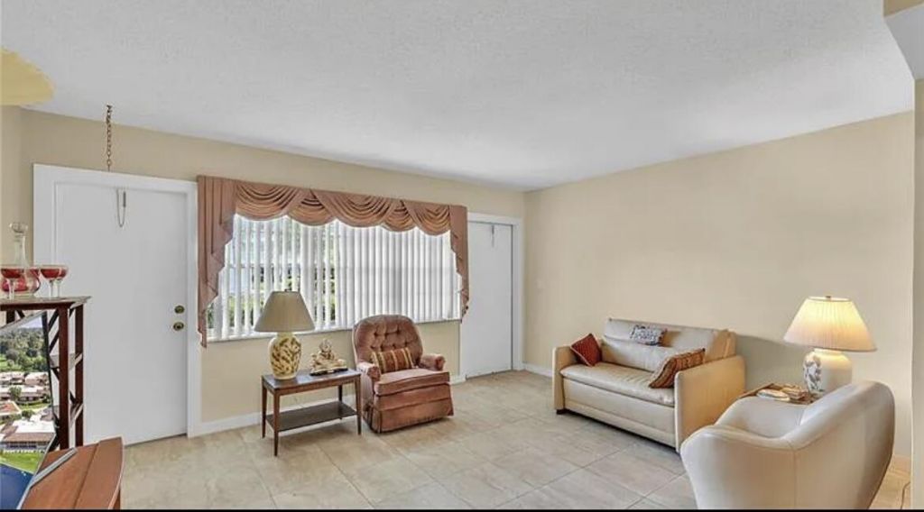 5200 NE 24th Terrace, Unit 107-c, Fort Lauderdale, FL 33308 Photo
