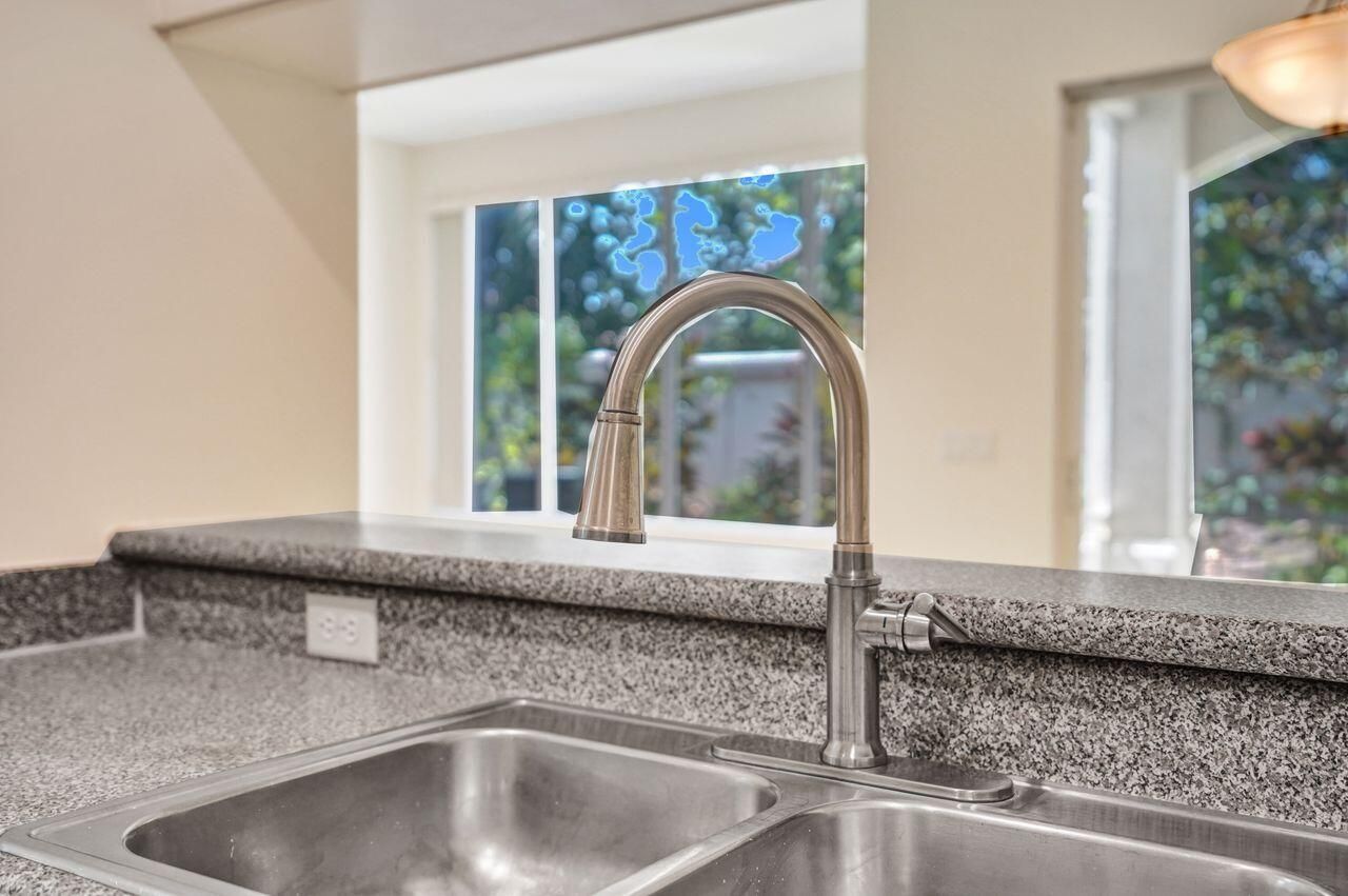 6379 Bella Circle W, Unit 606, Boynton Beach, FL 33437 Photo