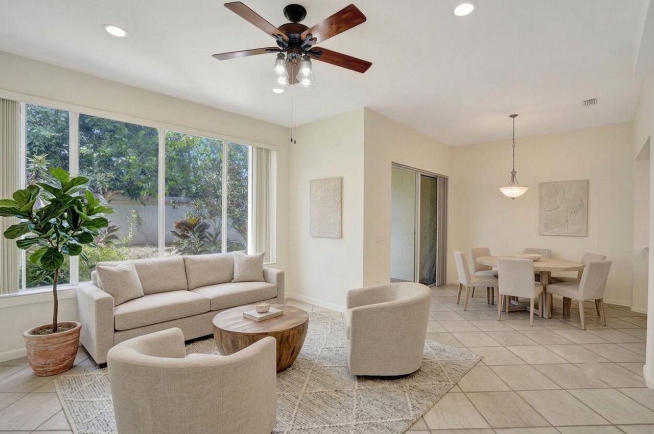 6379 Bella Circle W, Unit 606, Boynton Beach, FL 33437 Photo
