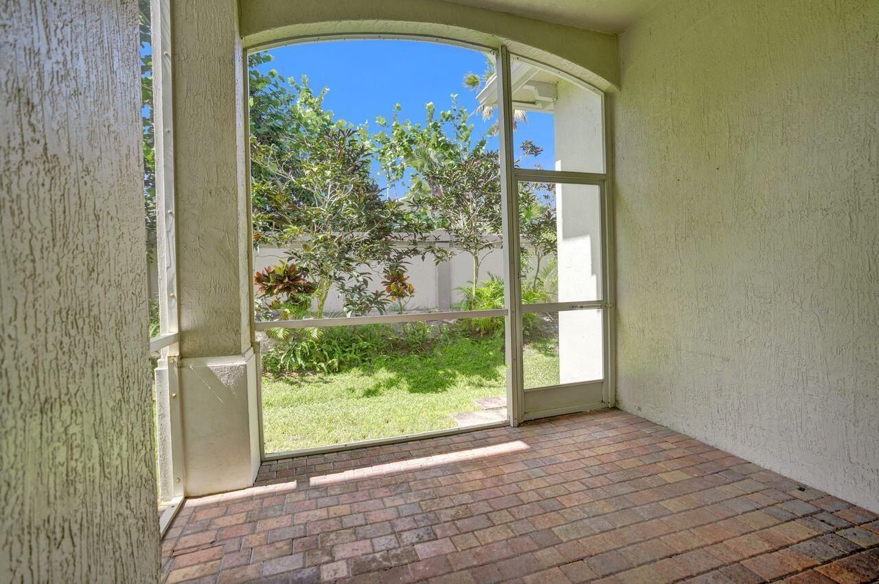 6379 Bella Circle W, Unit 606, Boynton Beach, FL 33437 Photo
