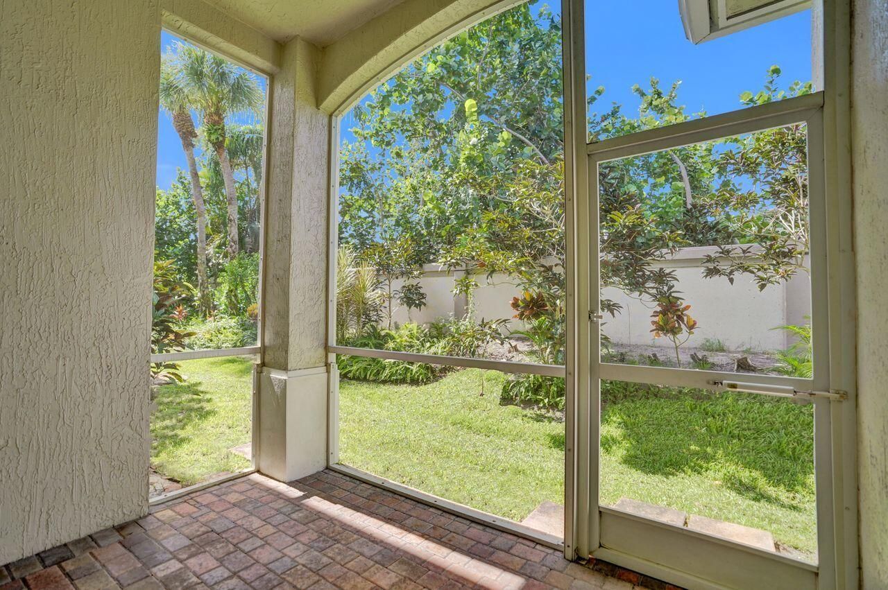6379 Bella Circle W, Unit 606, Boynton Beach, FL 33437 Photo