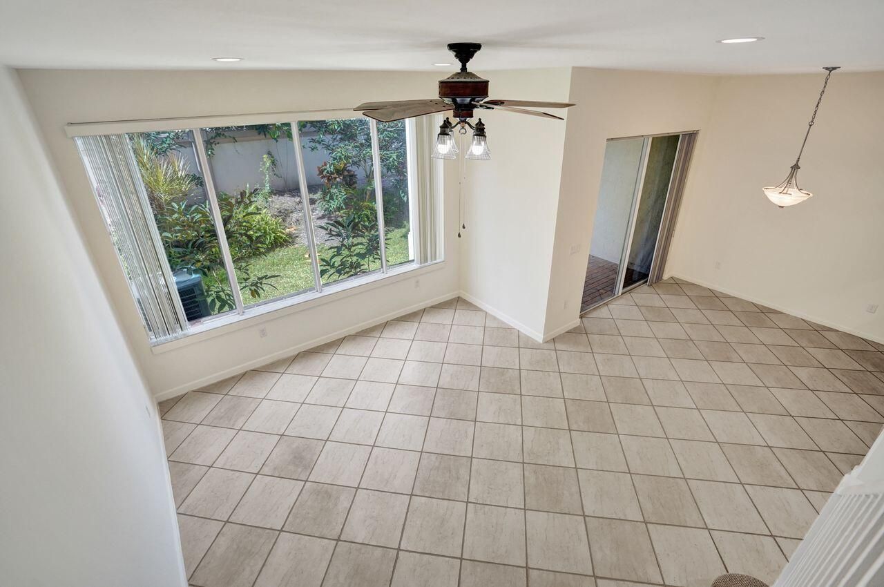 6379 Bella Circle W, Unit 606, Boynton Beach, FL 33437 Photo