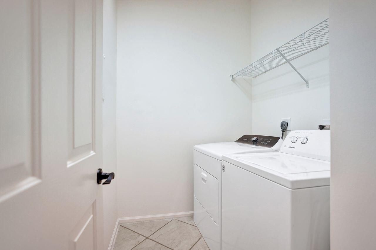6379 Bella Circle W, Unit 606, Boynton Beach, FL 33437 Photo