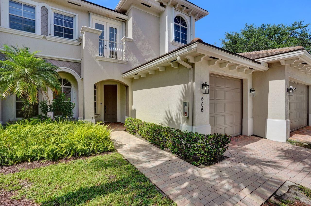 6379 Bella Circle W, Unit 606, Boynton Beach, FL 33437 Photo