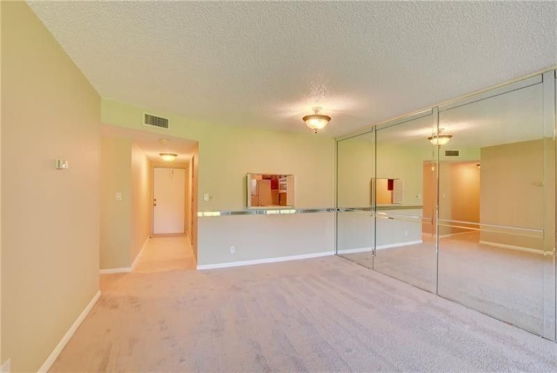 8735 Ramblewood Drive, Unit 212, Coral Springs, FL 33071 Photo