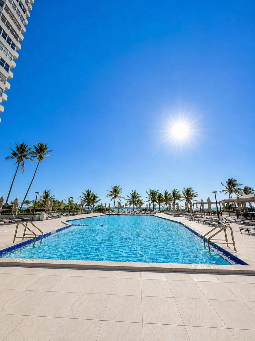 1985 S Ocean Drive, Unit 22N, Hallandale Beach, FL 33009 Photo