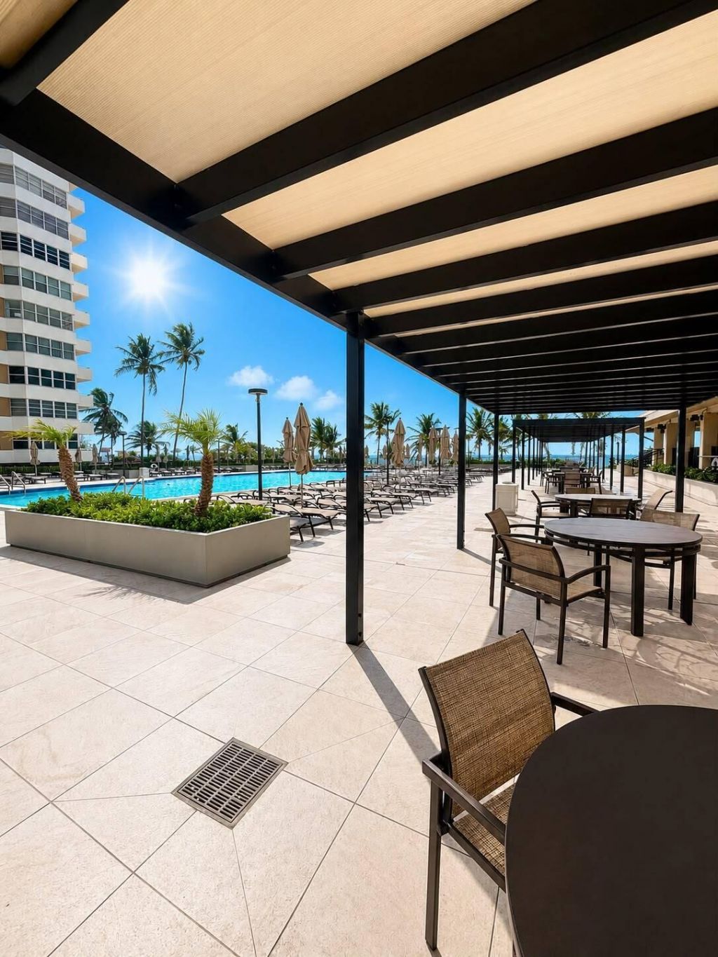 1985 S Ocean Drive, Unit 22N, Hallandale Beach, FL 33009 Photo