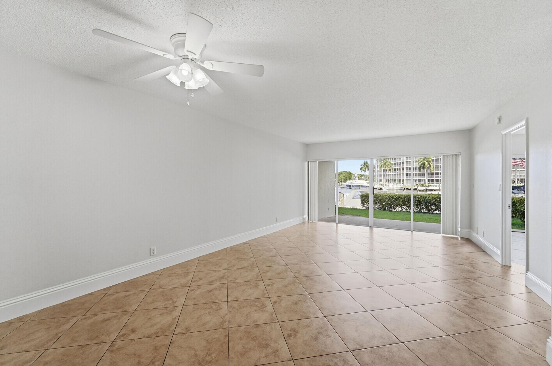 1427 E Hillsboro Boulevard, Unit 123, Deerfield Beach, FL 33441 Photo