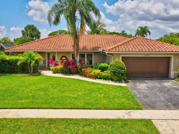 10305 Crosswind Road, Boca Raton, FL 33498