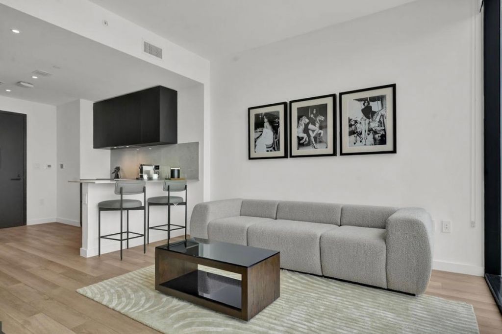 20 NE 11th Street, Unit 2709, Miami, FL 33132 Photo