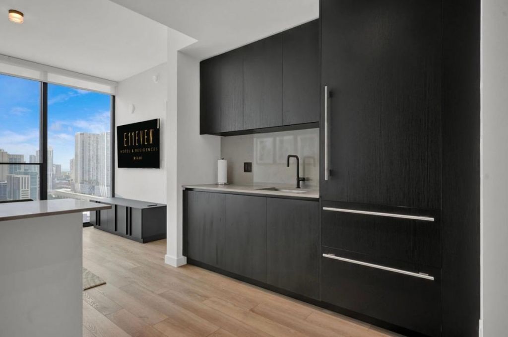 20 NE 11th Street, Unit 2709, Miami, FL 33132 Photo
