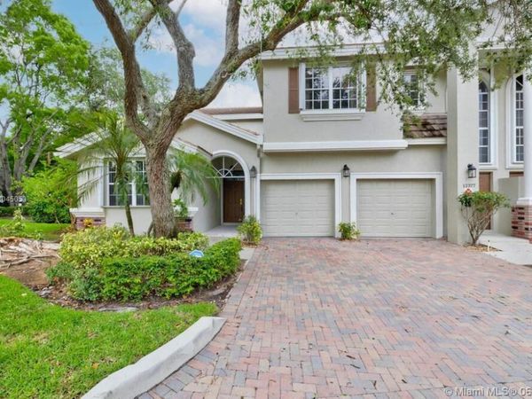 12375 NW 10th Drive, Unit B-1, Coral Springs, FL 33071