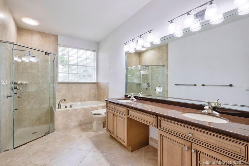 12375 NW 10th Drive, Unit B-1, Coral Springs, FL 33071 Photo