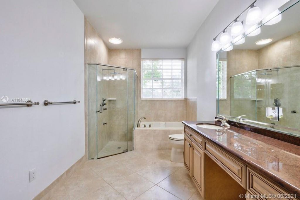12375 NW 10th Drive, Unit B-1, Coral Springs, FL 33071 Photo