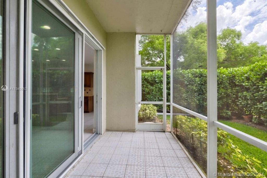 12375 NW 10th Drive, Unit B-1, Coral Springs, FL 33071 Photo