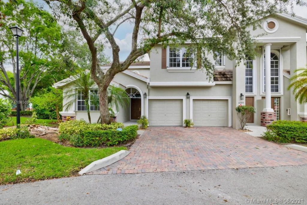 12375 NW 10th Drive, Unit B-1, Coral Springs, FL 33071 Photo