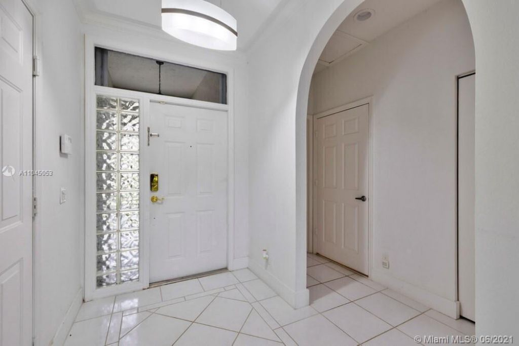 12375 NW 10th Drive, Unit B-1, Coral Springs, FL 33071 Photo