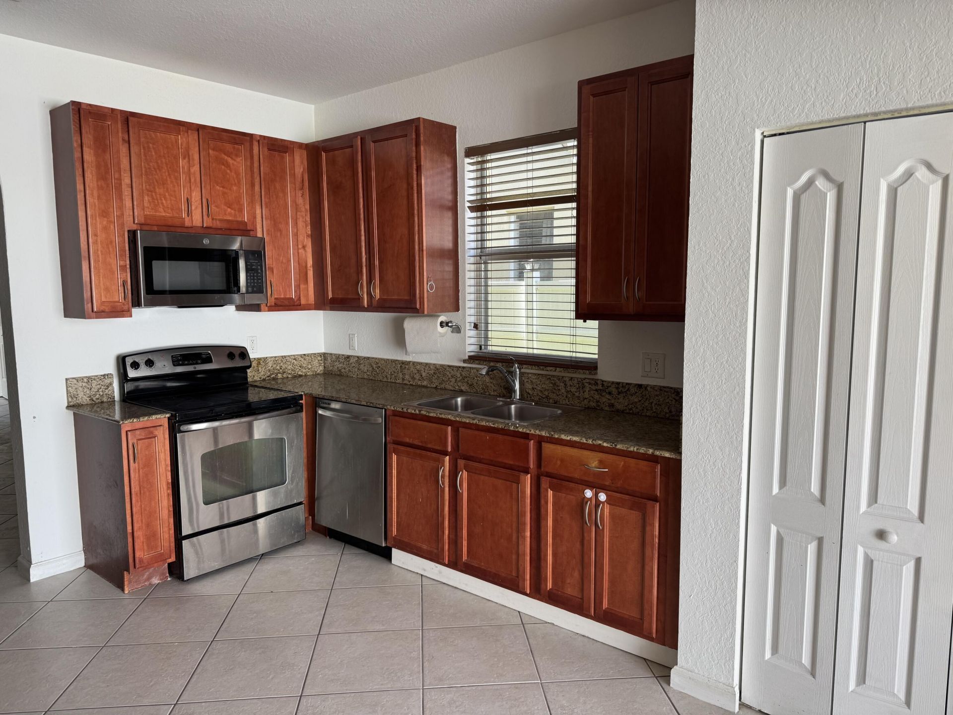 3977 NE 11th Drive, Homestead, FL 33033 Photo