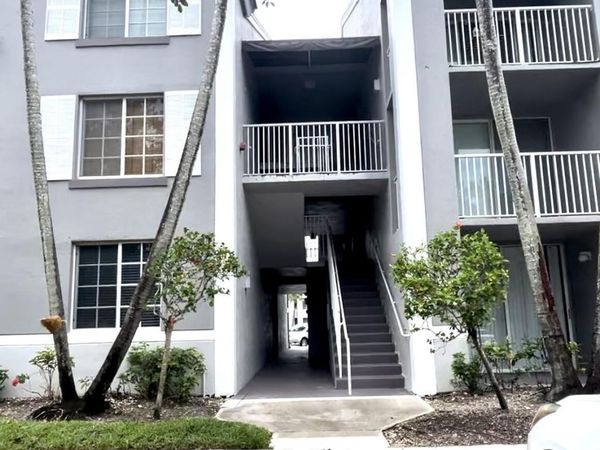 631 SW 111th Lane, Unit 102, Pembroke Pines, FL 33025