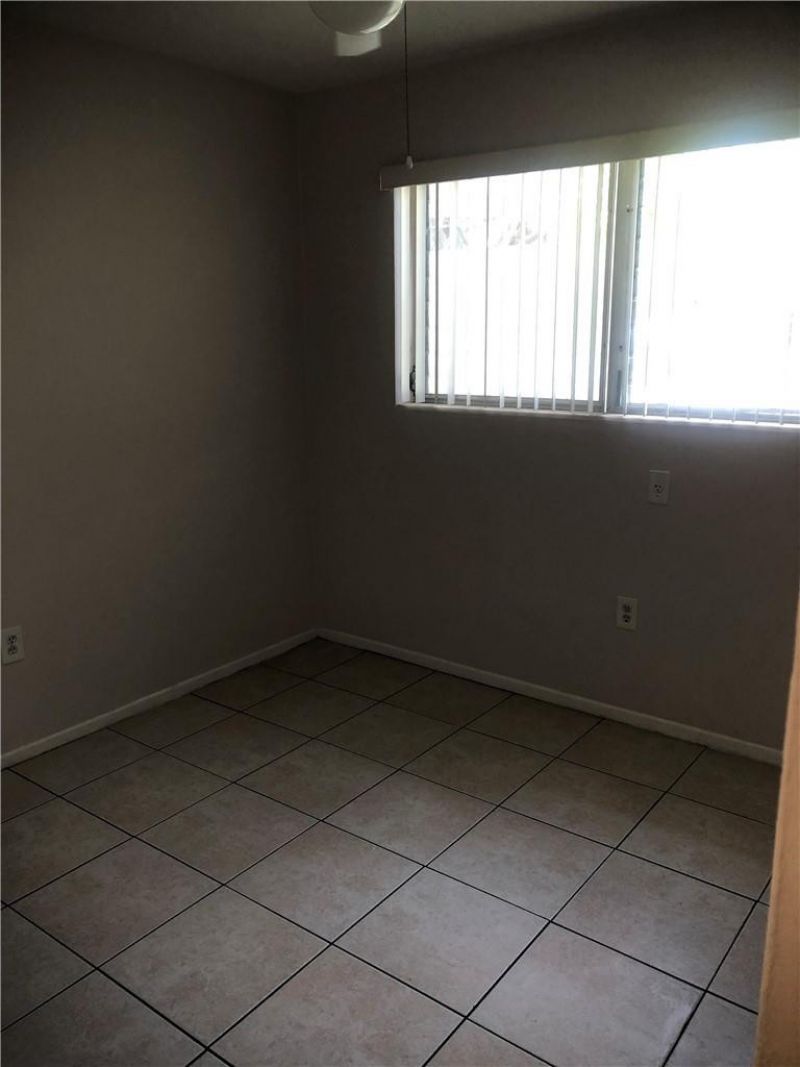 6900 NW 14th Court, Plantation, FL 33313 Photo