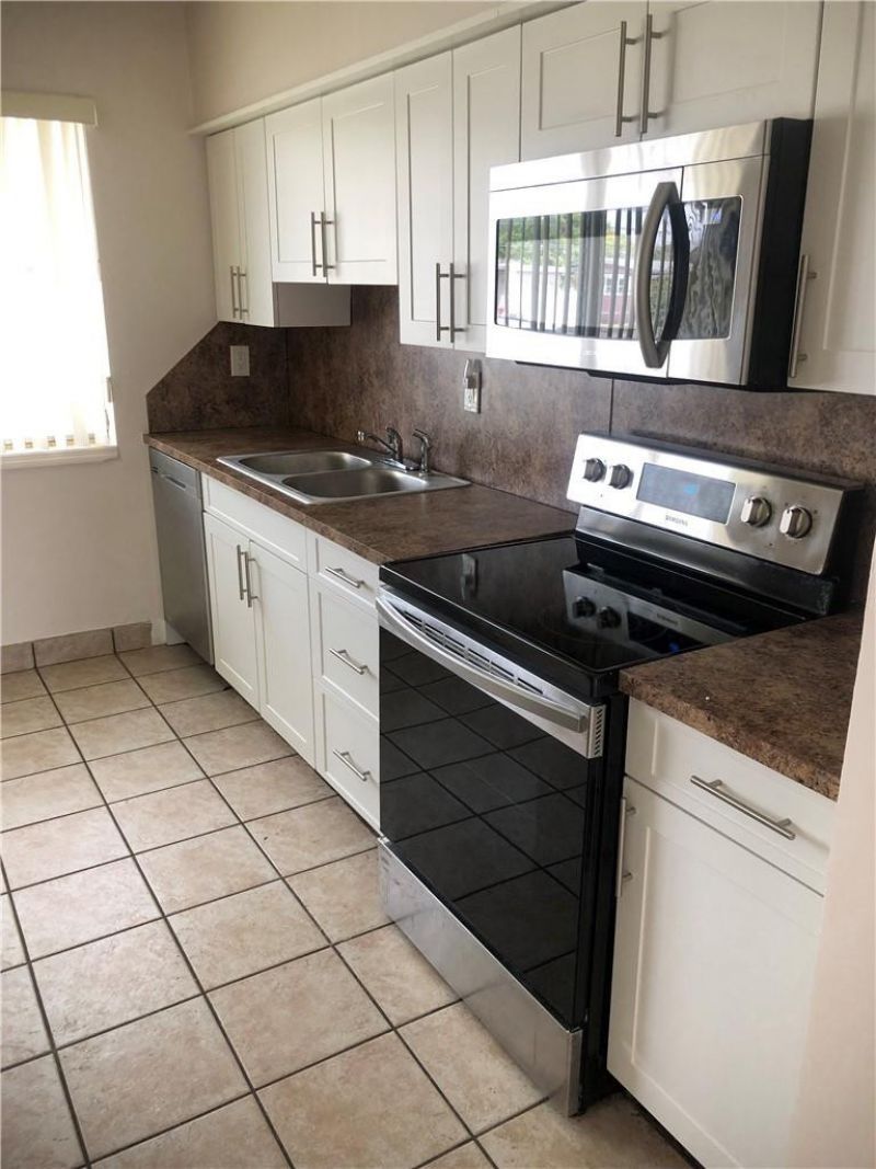 6900 NW 14th Court, Plantation, FL 33313 Photo