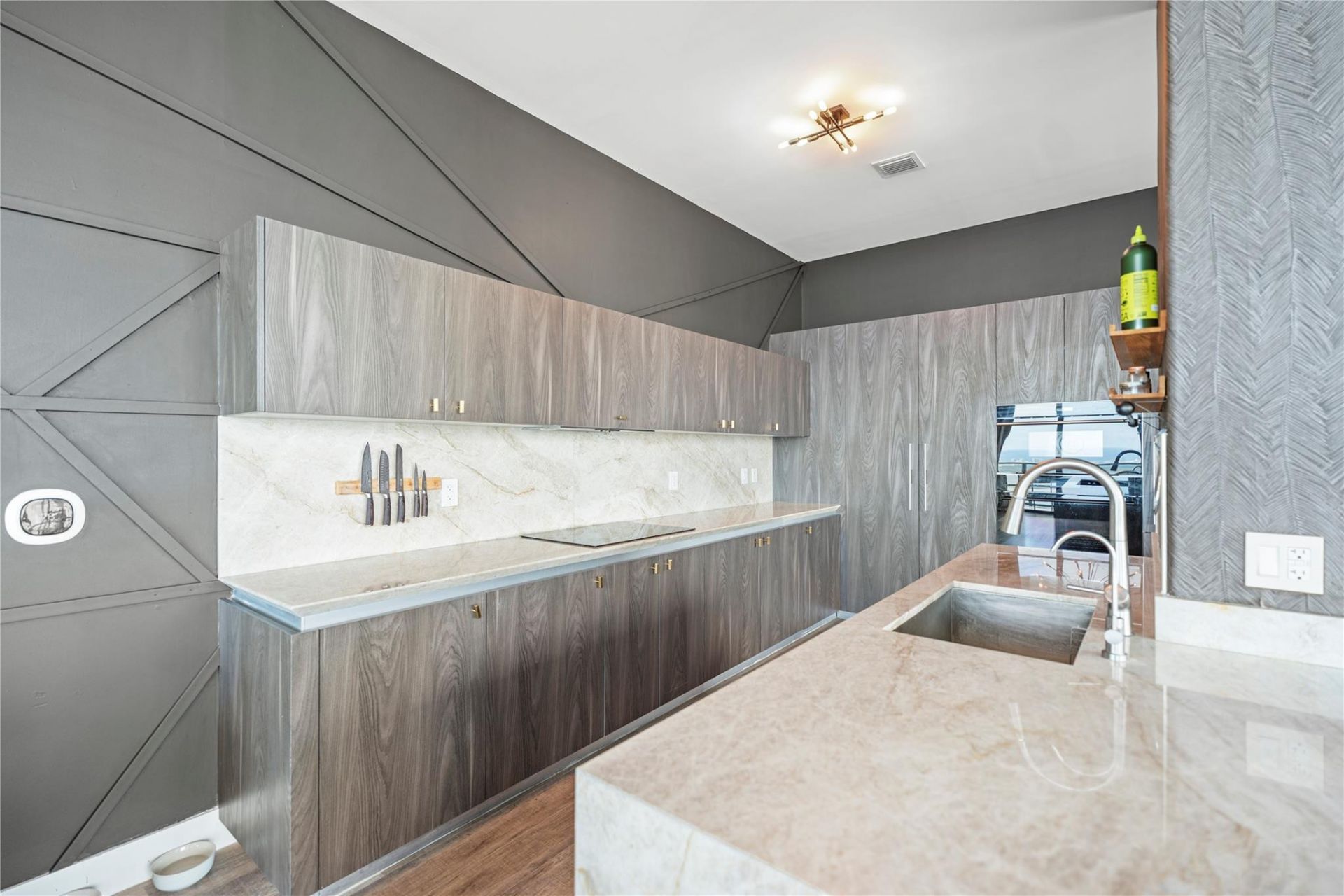 480 NE 31st Street, Miami, FL 33137 Photo